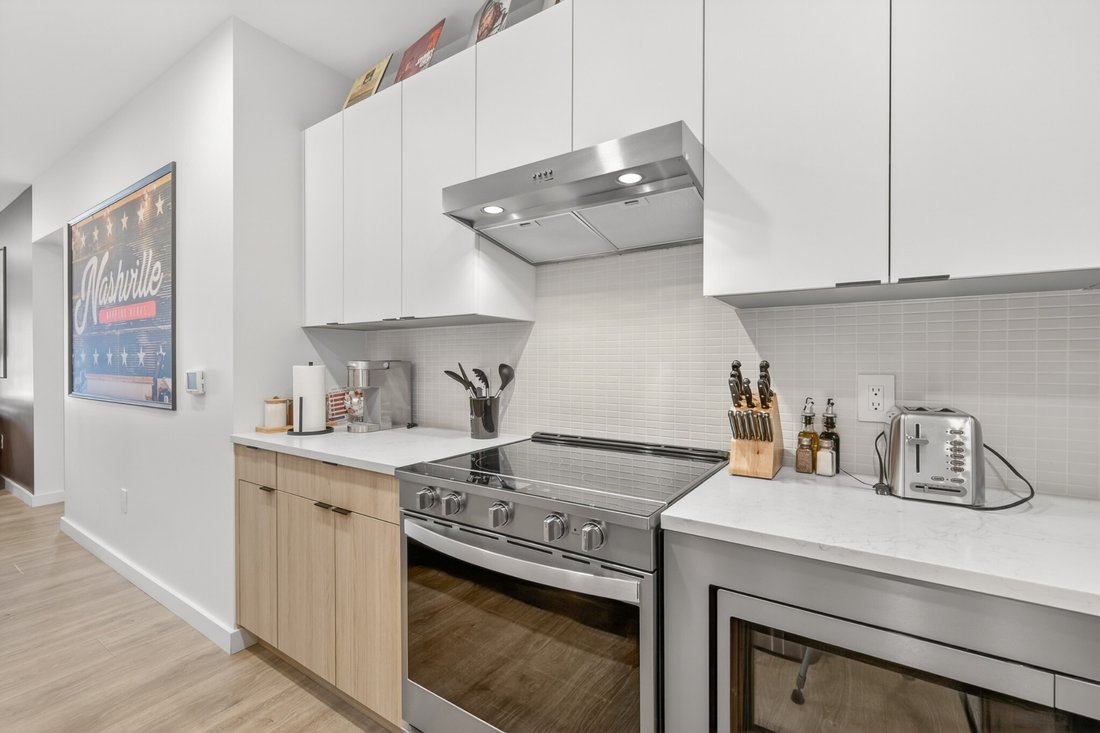 Condo in Nashville, Tennessee, United States 2 - 17774722