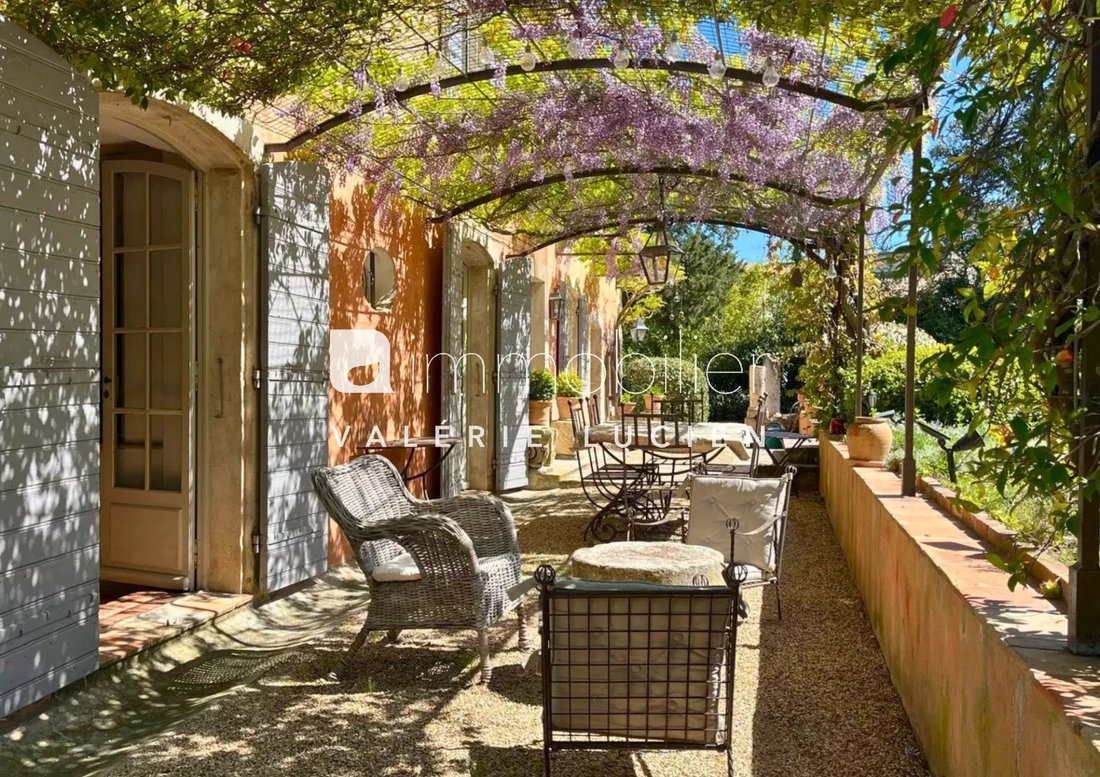 Country House in Saint-Etienne-du-Grès, Provence-Alpes-Côte d'Azur, France 3 - 17772092