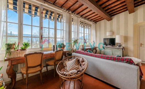House in Serpiolle - Massoni, Florence, Italy 1