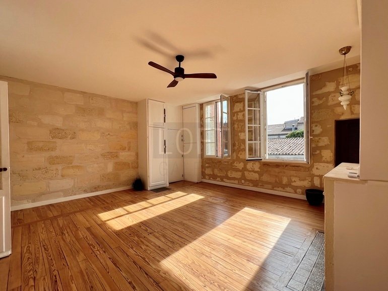 Penthouse in Saint Bruno-Saint Augustin, Bordeaux, France 4 - 17070795