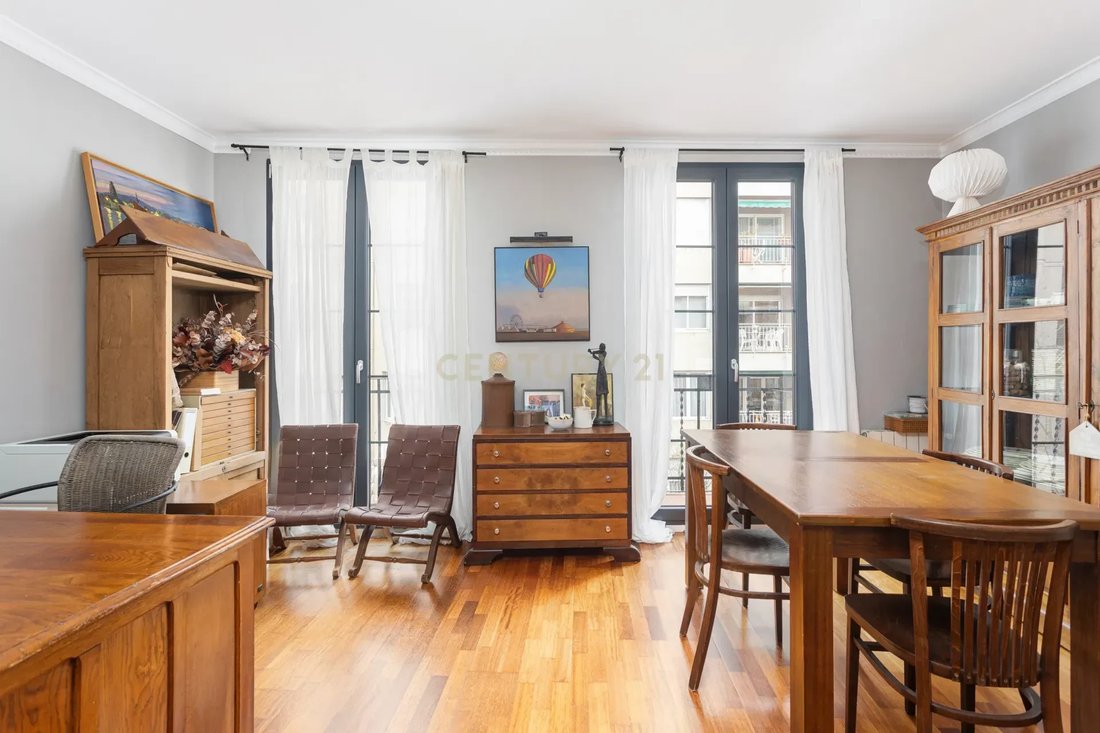 Apartment in Sarrià-Sant Gervasi, Barcelona, Spain 4 - 17775052