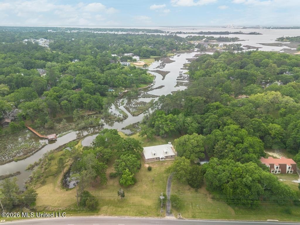 House in Biloxi, Mississippi, United States 3 - 17772768