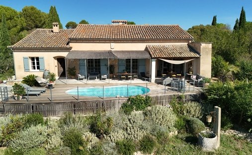 House in Saint-Rémy-de-Provence, Provence-Alpes-Côte d'Azur, France 1
