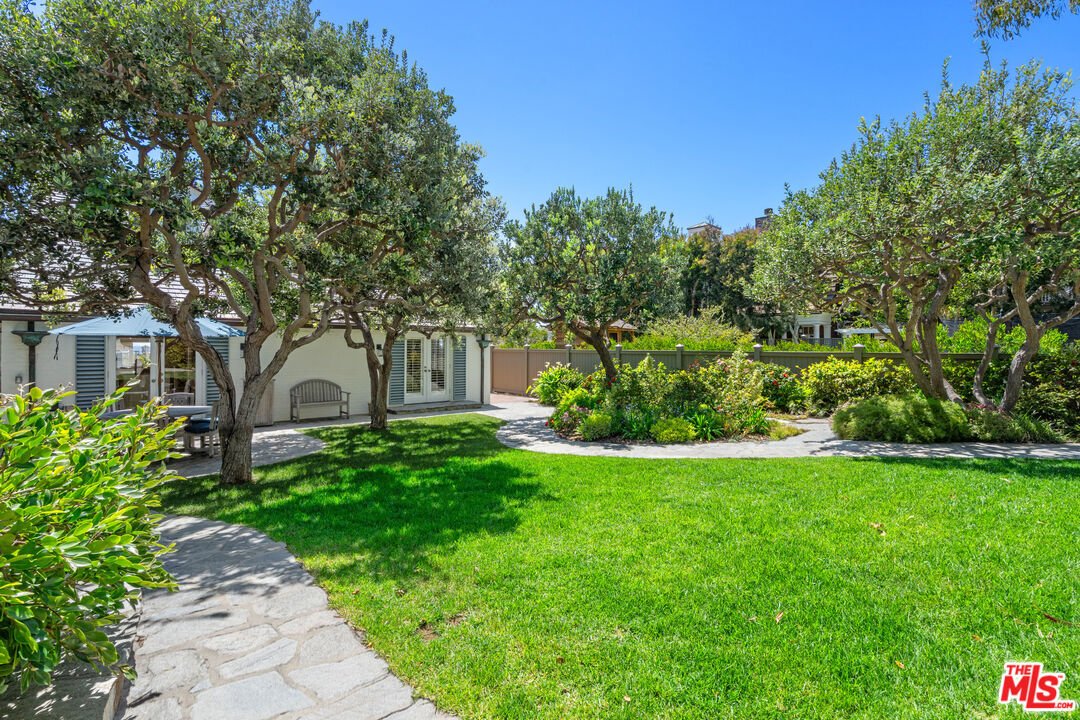 House in Malibu, California, United States 5 - 17772875