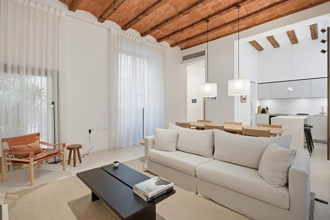 Apartment in Ciutat Vella, Barcelona, Spain 2 - 17775305