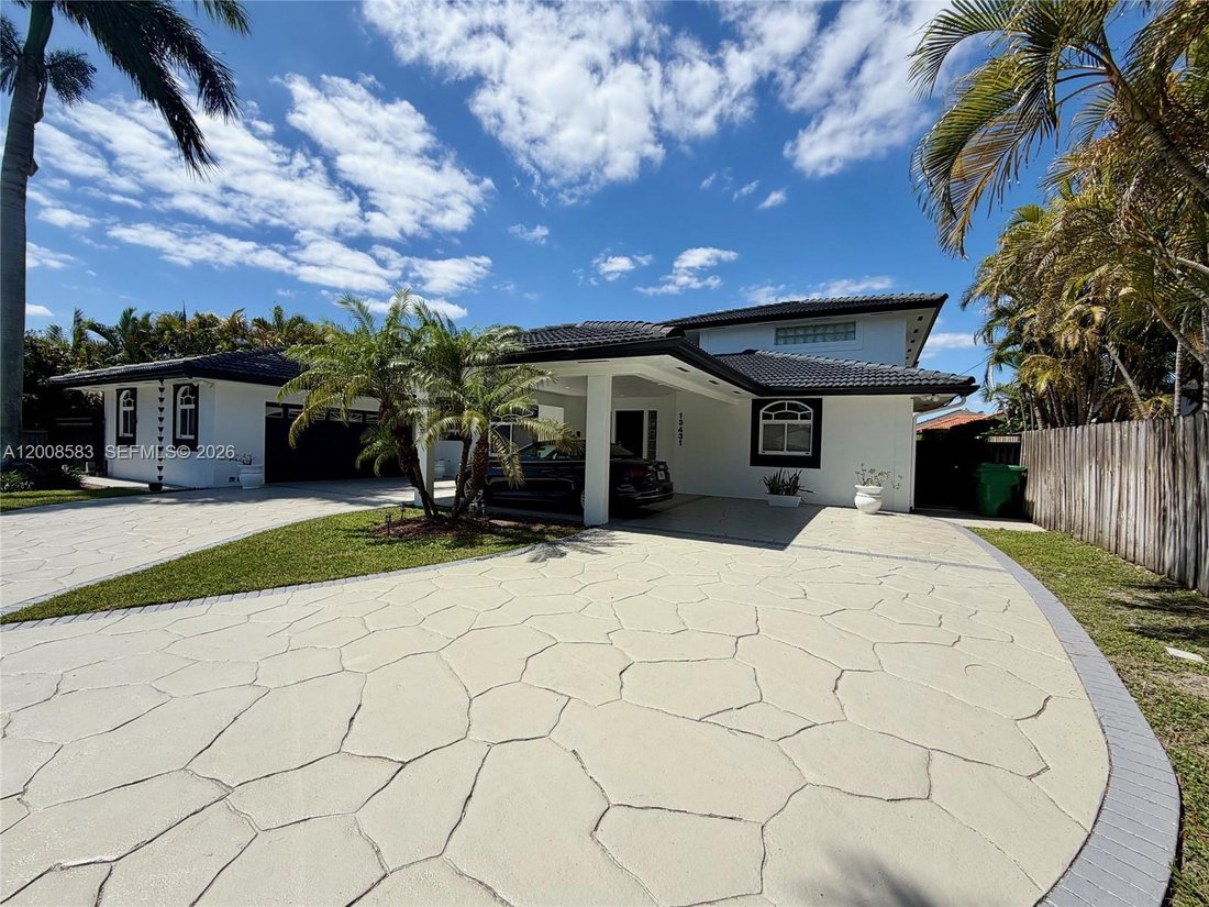 House in Miami, Florida, United States 1 - 17772867