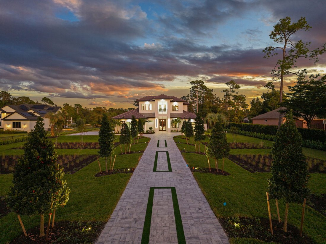 Naples, Florida, United States 1 - 17772063