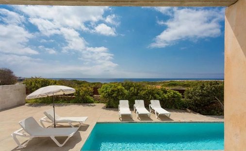 Villa in Sant Lluís, Balearische Inseln, Spanien 1