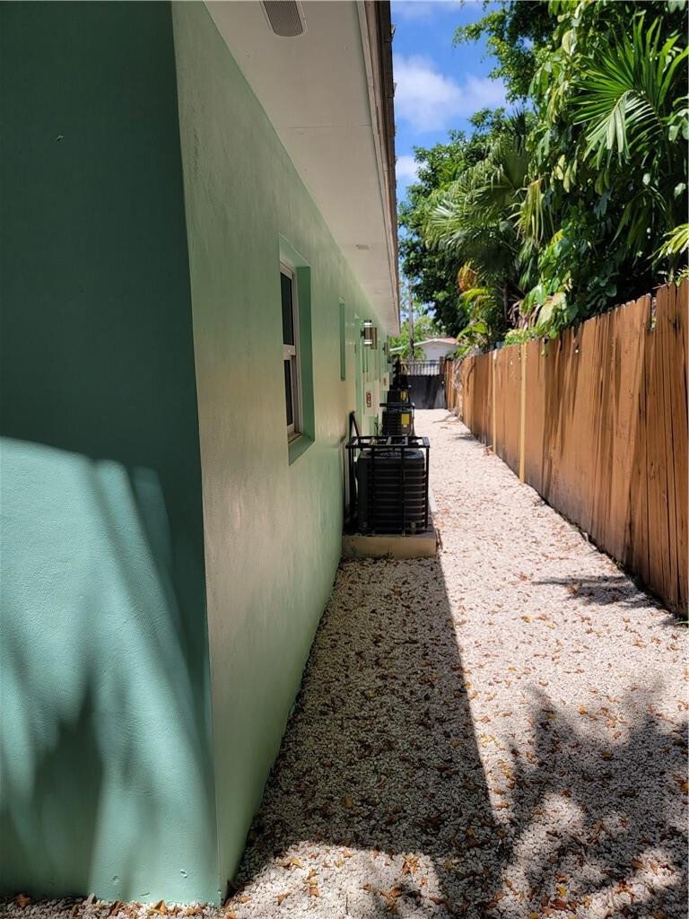 House in Hallandale Beach, Florida, United States 5 - 17771299