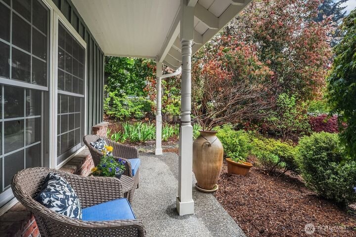 House in Bellevue, Washington, United States 4 - 17776468