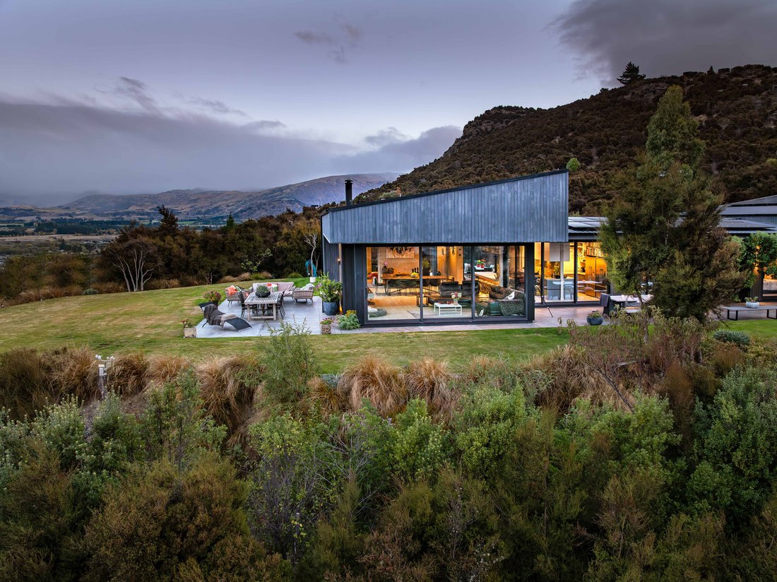 House in Albert Town, Otago, New Zealand 1 - 17773580