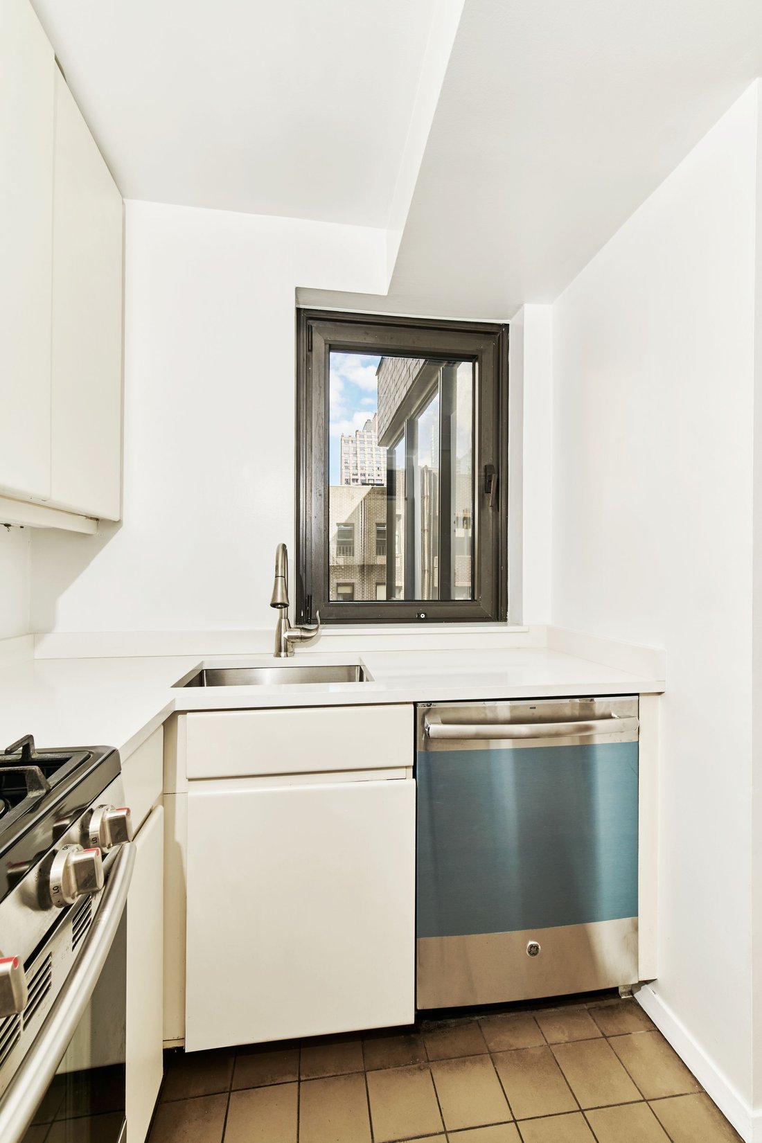 Condo in New York, New York, United States 5 - 17777106