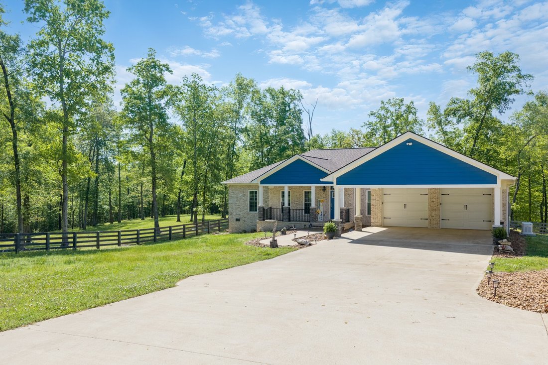 House in Parsons, Tennessee, United States 3 - 17777009