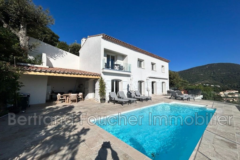 Villa in Sud, Cavalaire-sur-Mer, France 2 - 17777243