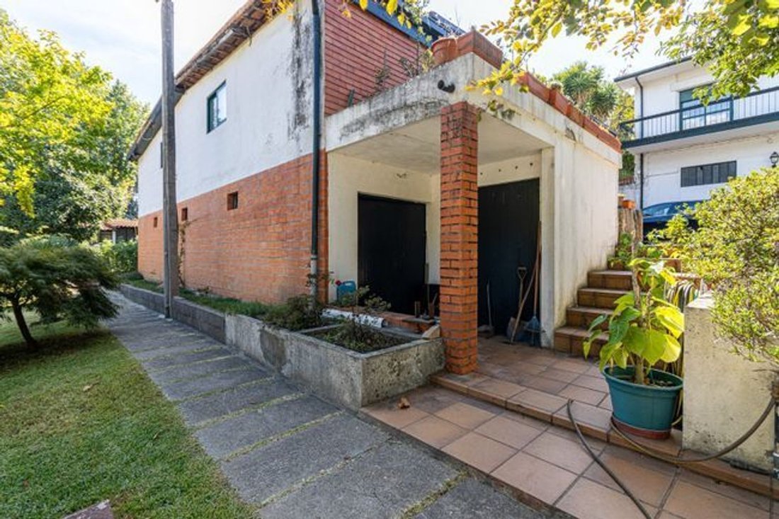 Villa in Gondomar (Sao Cosme), Valbom e Jovim, Porto District, Portugal 3 - 17777403