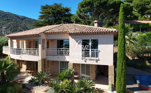 Villa a Le Lavandou, Provenza-Alpi-Costa Azzurra, Francia 1