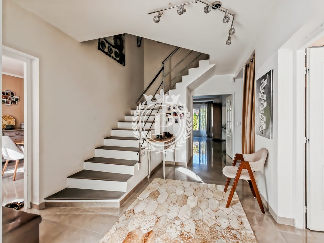 House in Collavéri-Kubacki, Livry-Gargan, France 2 - 17777214