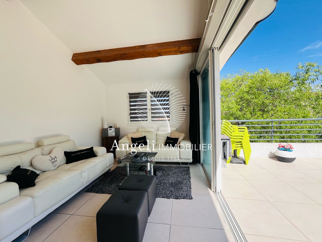 Villa in Frejus, Provence-Alpes-Côte d'Azur, France 3 - 17777265