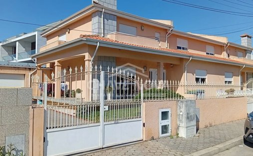 House in Madalena, Porto District, Portugal 1