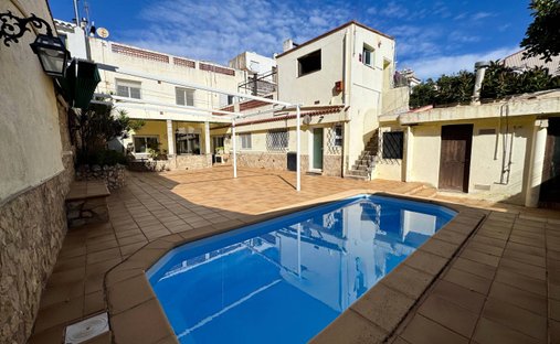 Maison à Pineda de Mar, Catalogne, Espagne 1