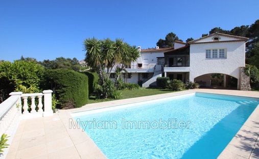 Villa in Nord, Peymeinade, France 1