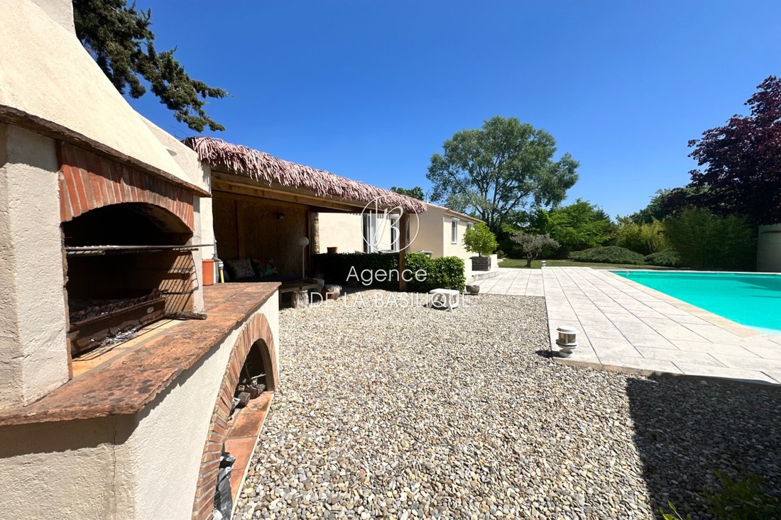 Villa in Centre Ville, Saint-Maximin-la-Sainte-Baume, France 4 - 17777241