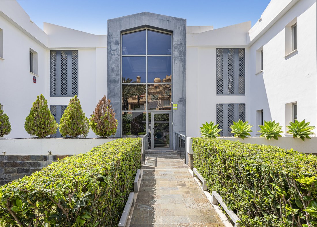 Apartment in Benahavis, Andalusia, Spain 5 - 17777263