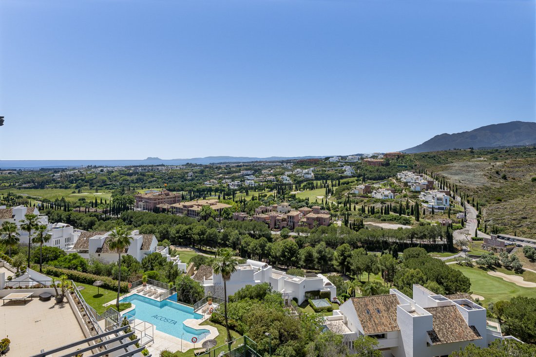 Apartment in Benahavis, Andalusia, Spain 1 - 17777263