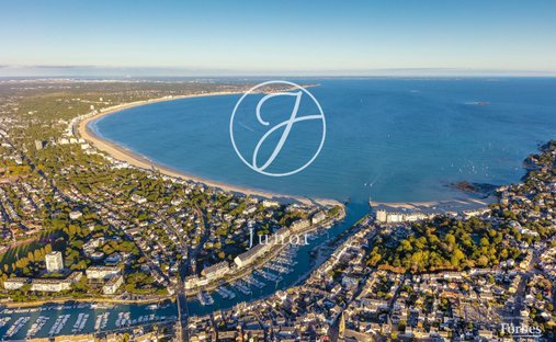 House in Centre-Benoît, La Baule-Escoublac, France 1