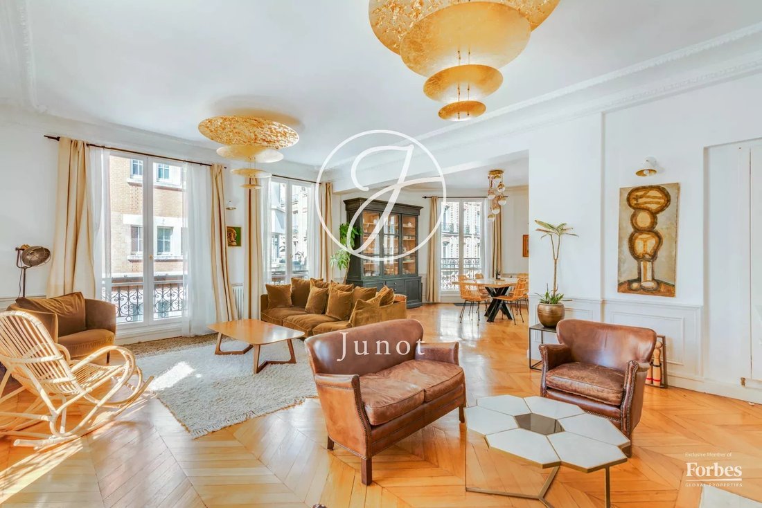 Apartment in Georges Brassens, Paris 15e Arrondissement, Paris 1 - 16419168