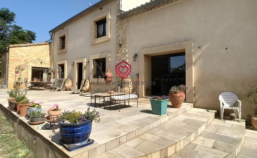 Estate in Cambieure, Occitania, France 1