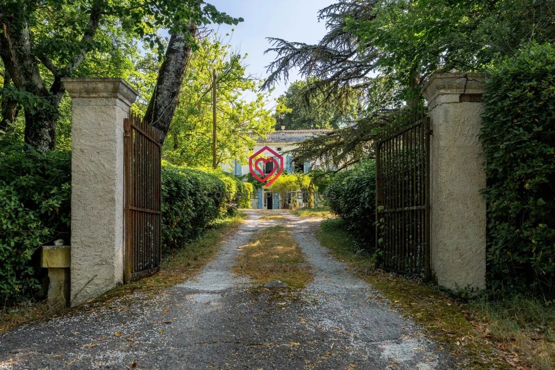 Estate in Castres, Occitania, France 3 - 17352766