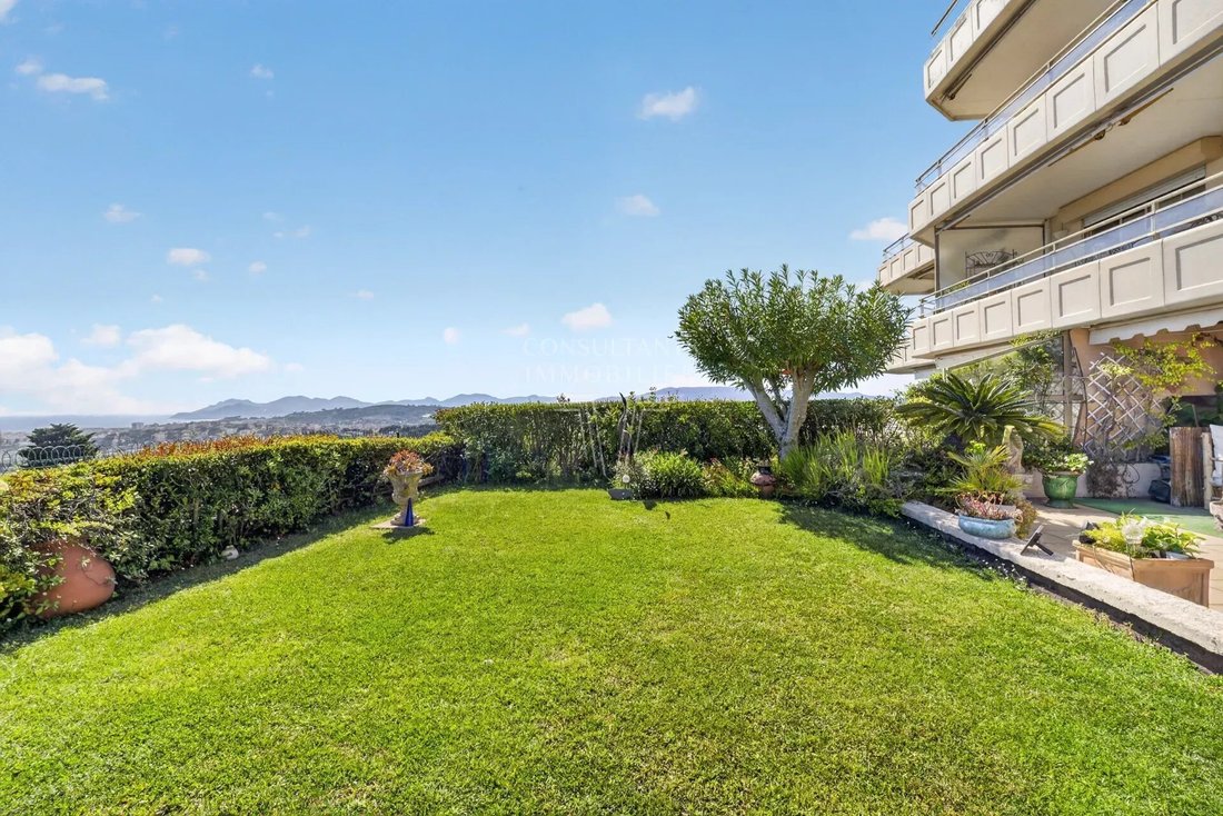Apartment in Vieux Cannet, Le Cannet, France 2 - 15941149