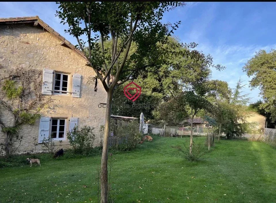 Estate in Larroque-Saint-Sernin, Occitania, France 5 - 17381438