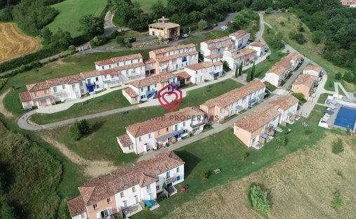 Estate in Le Carla-Bayle, Occitania, France 1