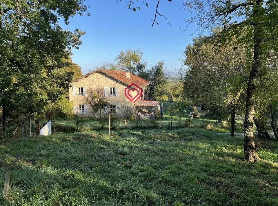 Estate in Larroque-Saint-Sernin, Occitania, France 3 - 17381438