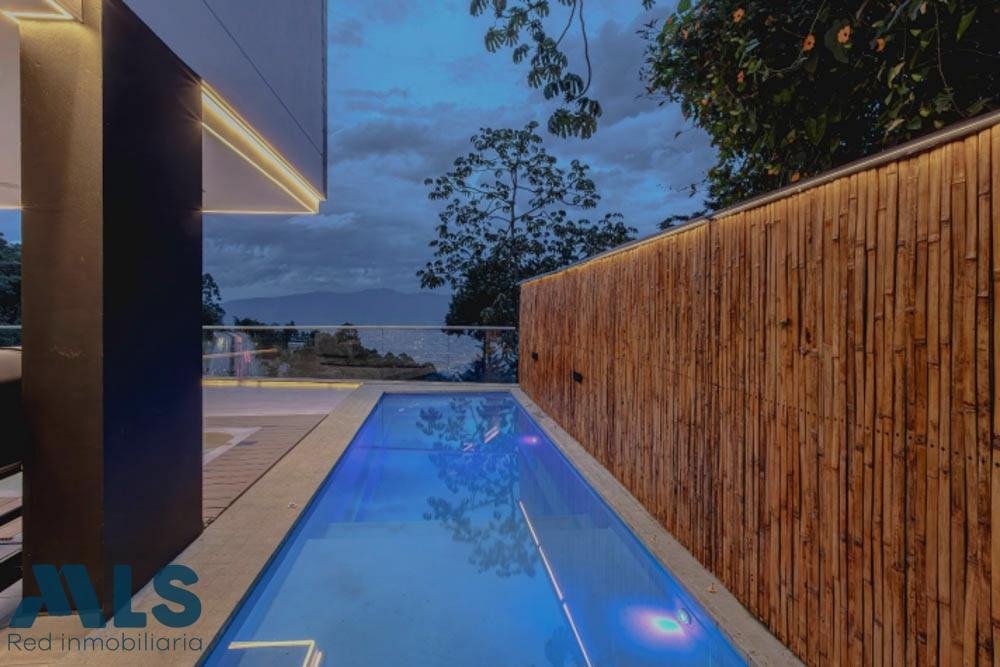 House in Santa Elena, Antioquia, Colombia 4 - 17777504