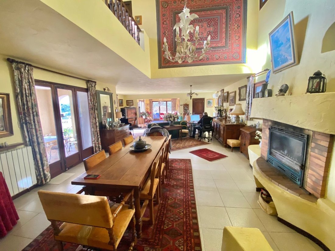 Estate in Saint-Paul-de-Vence, Provence-Alpes-Côte d'Azur, France 3 - 17777507