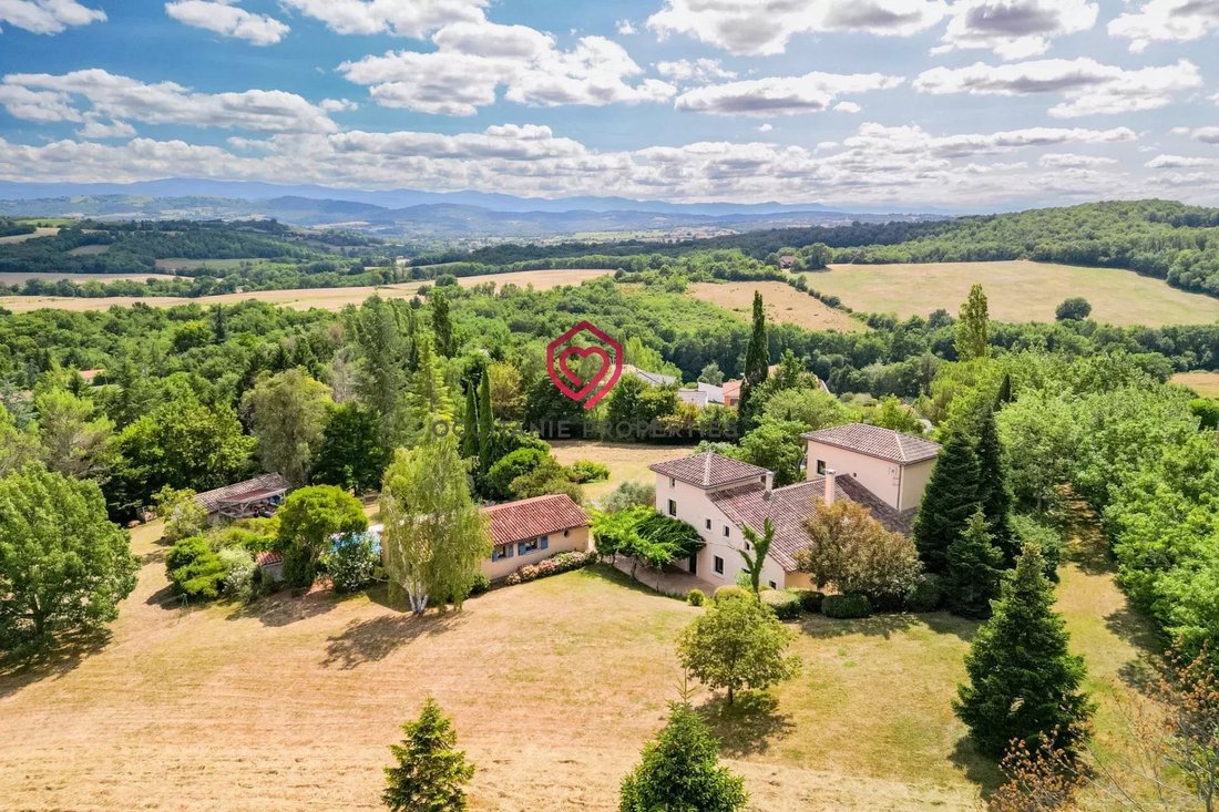 Estate in Bezac, Occitania, France 3 - 17352961