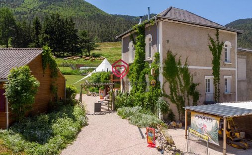 Finca en Comus, Occitania, Francia 1