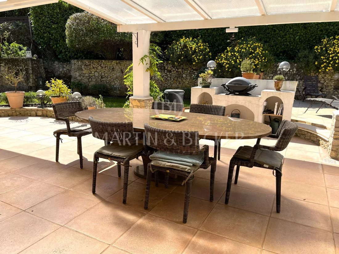 Villa in Valbonne, Provence-Alpes-Côte d'Azur, France 4 - 17777483