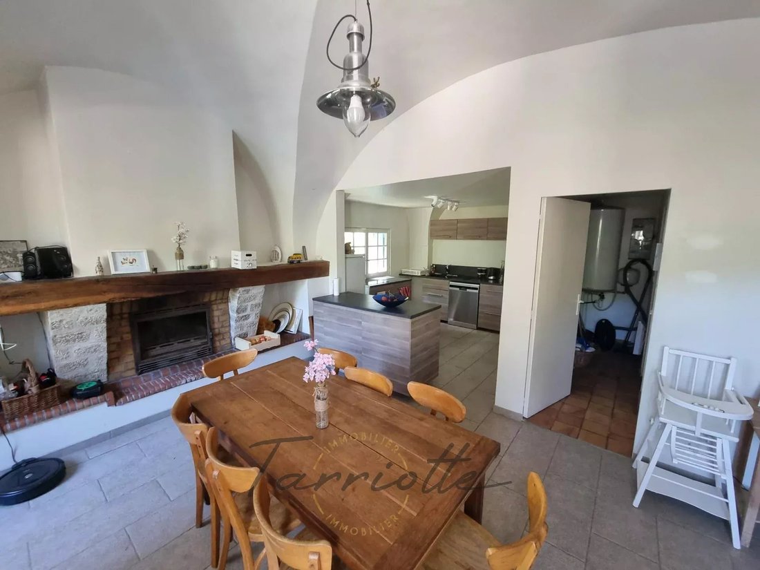 Azienda agricola a Mornans, Auvergne-Rodano-Alpi, Francia 3 - 17756661
