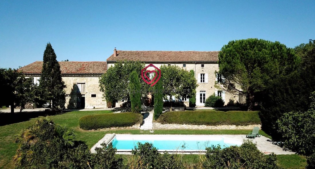 Estate in Saint-Michel-de-Lanes, Occitania, France 1 - 17352791