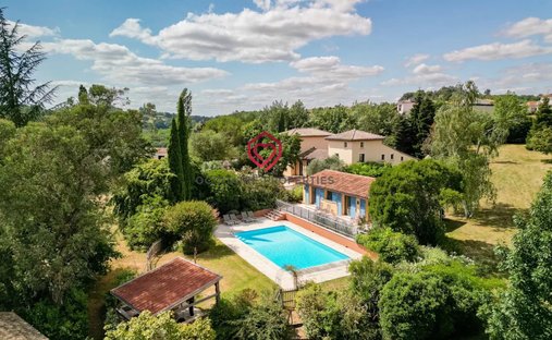 Estate in Bezac, Occitania, France 1