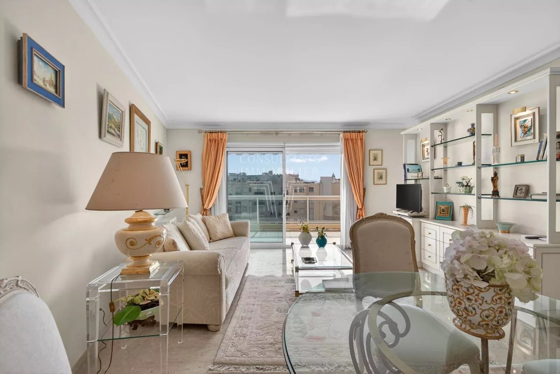 Apartment in La Source, Cannes, France 1 - 14443804