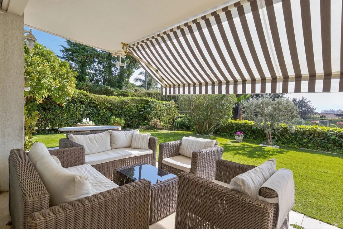 Apartment in Cannes, Provence-Alpes-Côte d'Azur, France 1 - 17457062