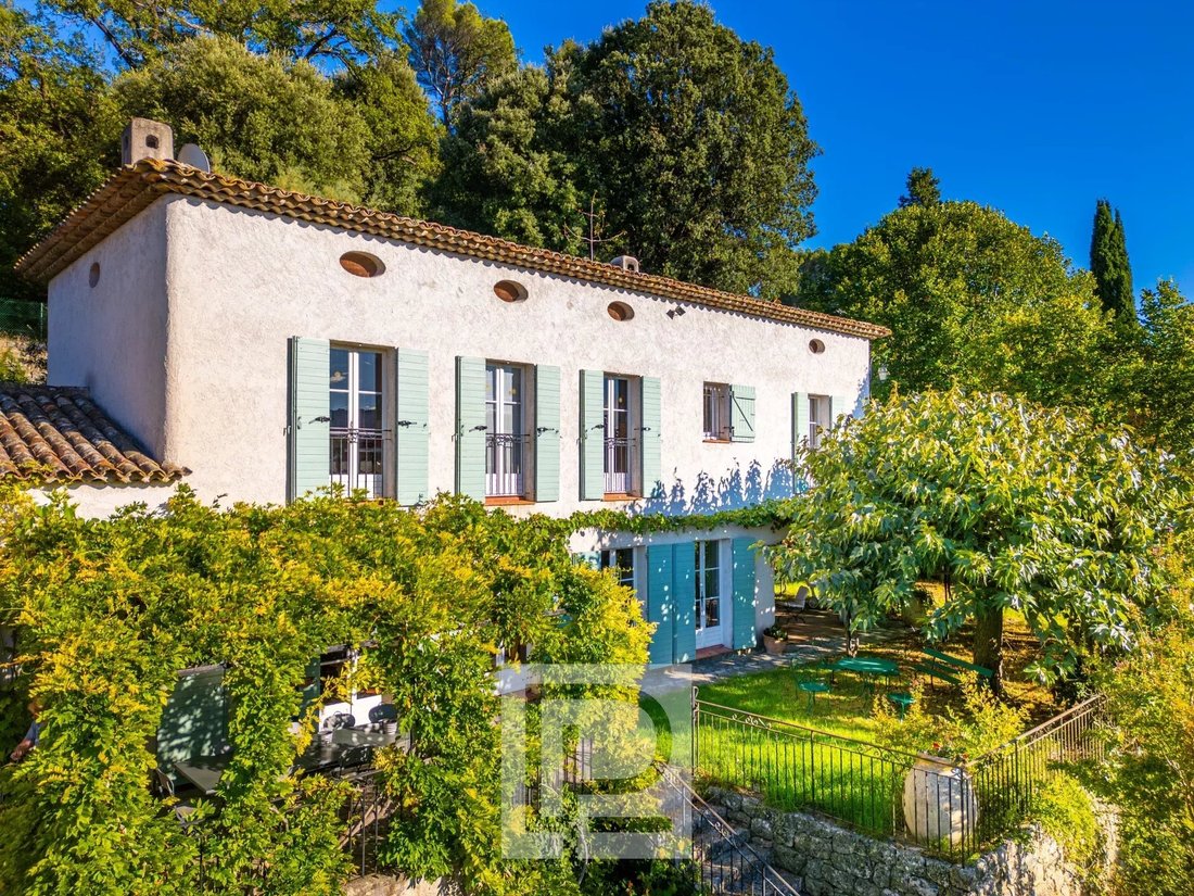 House in Mougins, Provence-Alpes-Côte d'Azur, France 2 - 15448787