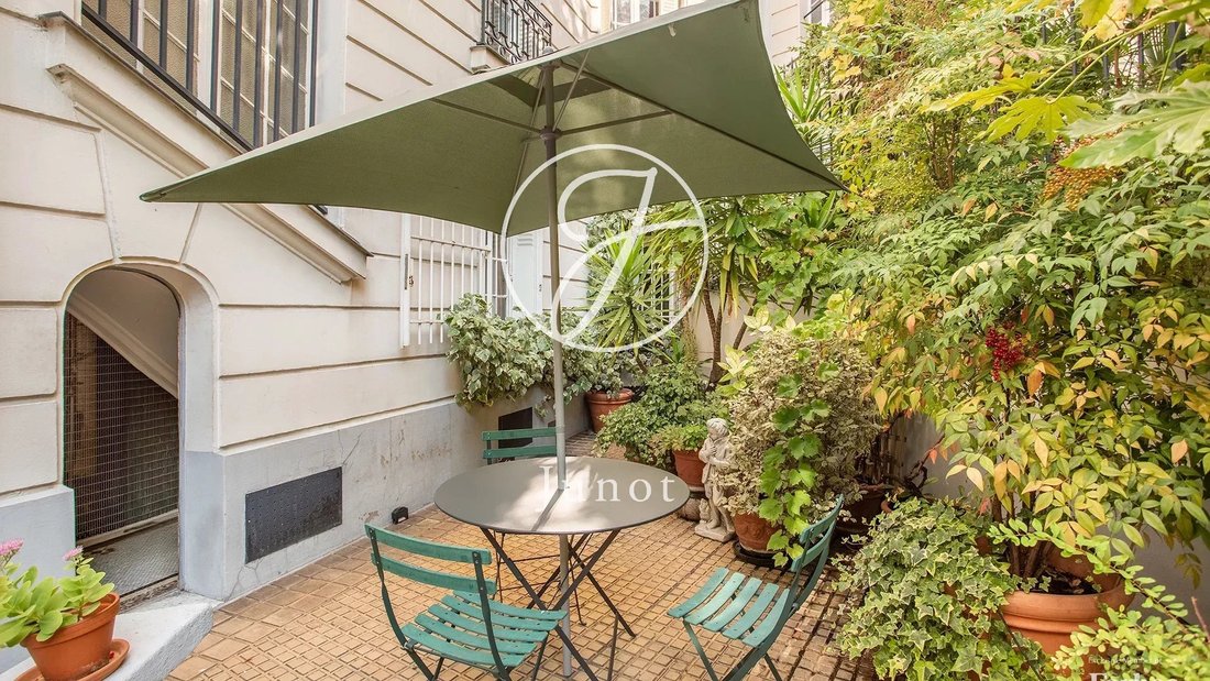 Apartment in Courcelles-Wagram, Paris 17e Arrondissement, Paris 2 - 17725500