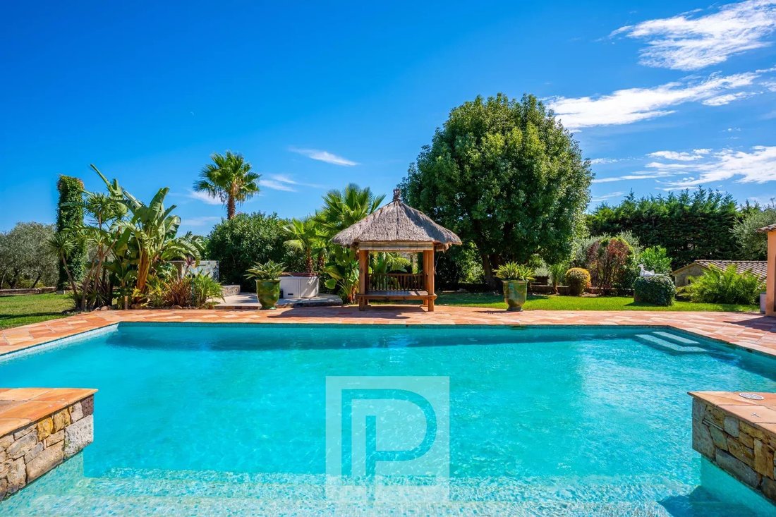 Villa in Valbonne, Provence-Alpes-Côte d'Azur, France 2 - 16115653
