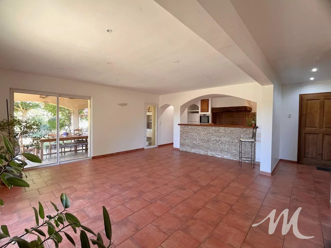 House in Fox-Amphoux, Provence-Alpes-Côte d'Azur, France 3 - 16109771